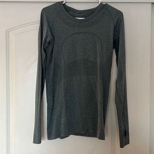 COPY - Lululemon swiftly tech long sleeve green size 8